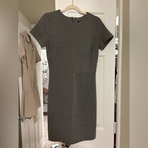 Banana Republic Women’s Gray Pinstriped Dress (4) - NWOT